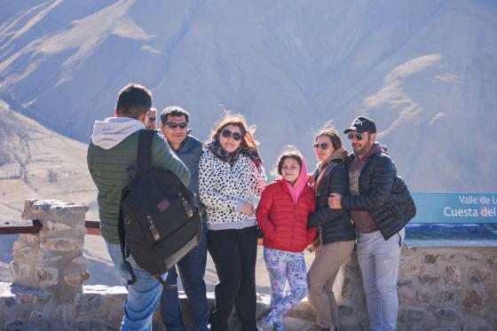 91357-fin-de-semana-largo-mas-de-70-de-ocupacion-turistica-con-un-impacto-economico-de-casi-1400-millones