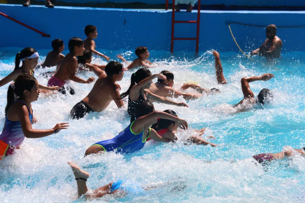 473565159_918553340463691_4275943297880780287_n