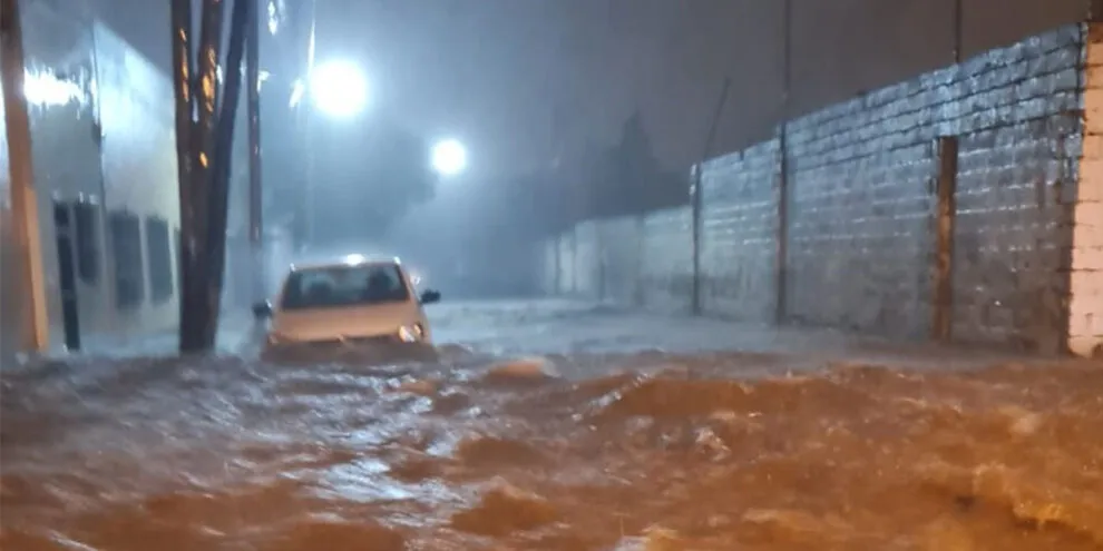Inundacion-Jujuy-990x495