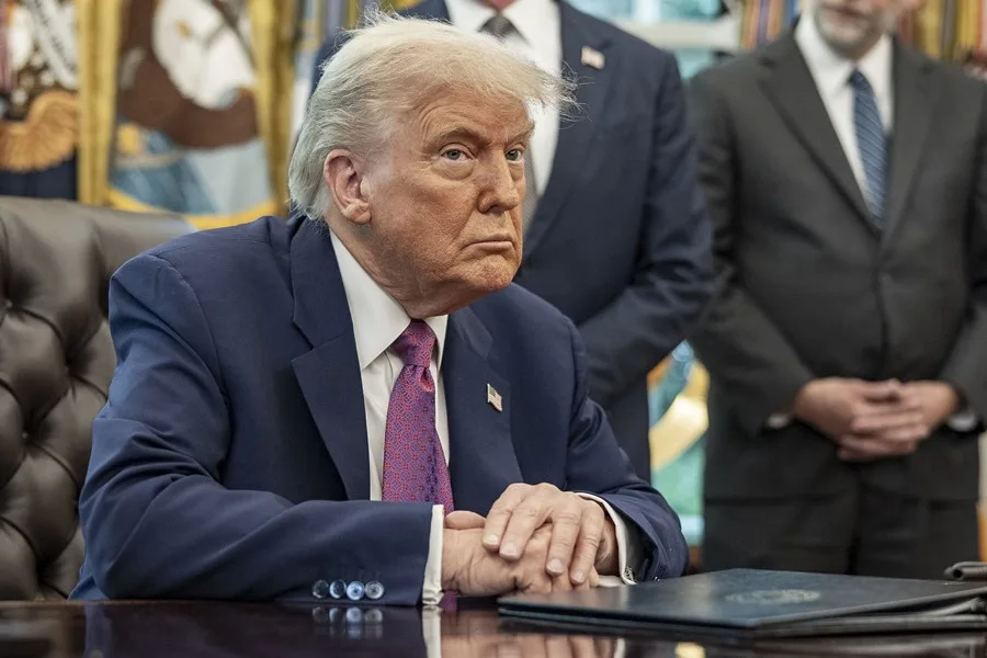WAP05-USA-GOVERNMENT-TRUMP