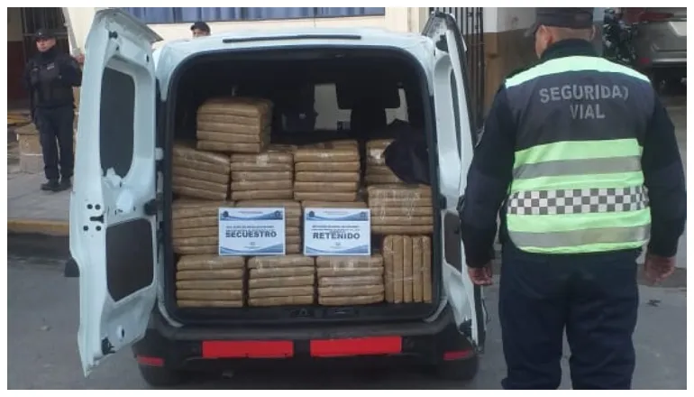 multimedia.normal.bdc681d9d3acbe7b.Y2FyZ2FtZW50byBkZSBjb2NhX25vcm1hbC53ZWJw