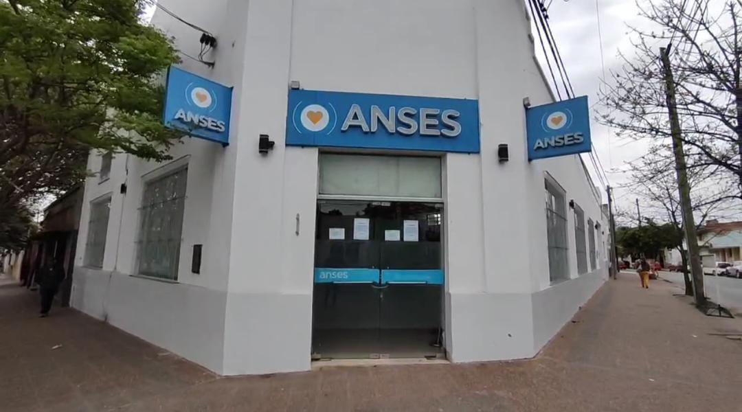 fe960e8c-97cd-47b0-b7ae-a5dfccd16630