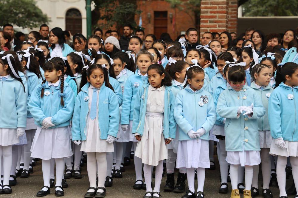 355110120_578940851091610_115908305409934855_n