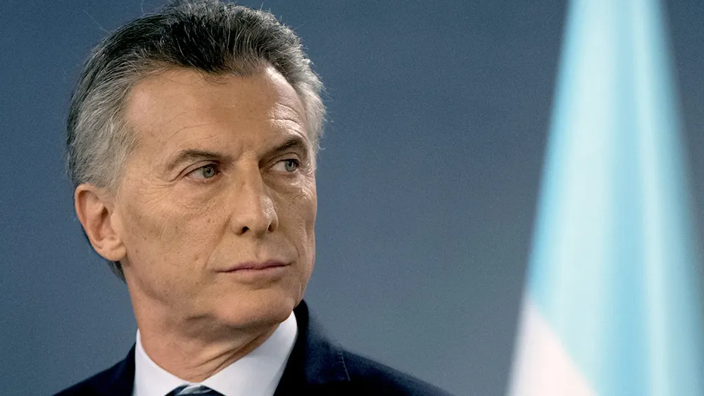 Macri-1