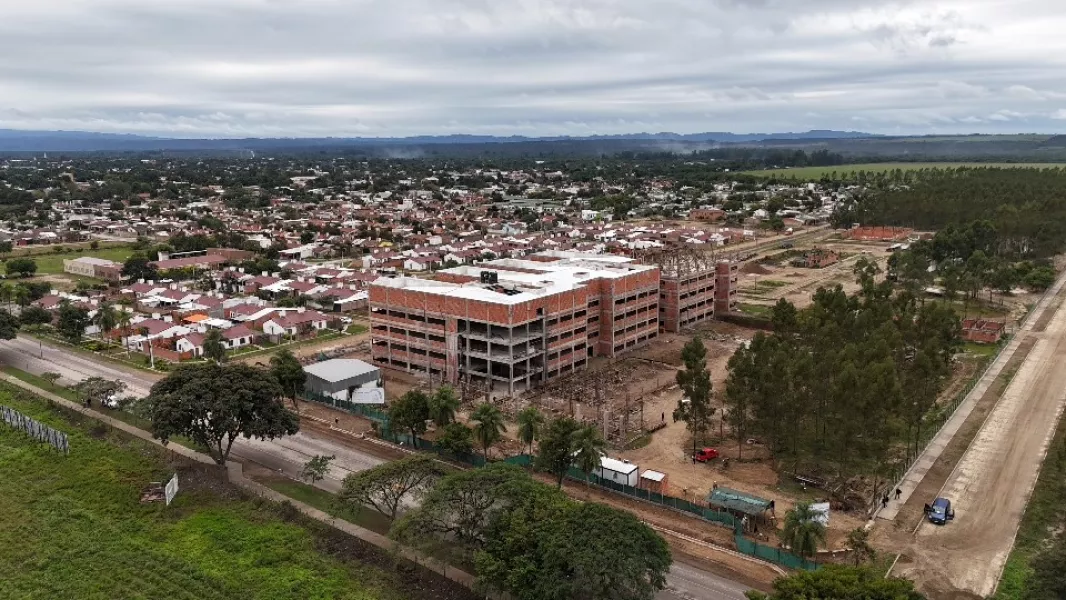 20563-saenz-superviso-la-obra-de-la-ciudad-judicial-de-oran-que-avanza-con-apoyo-economico-de-la-provincia