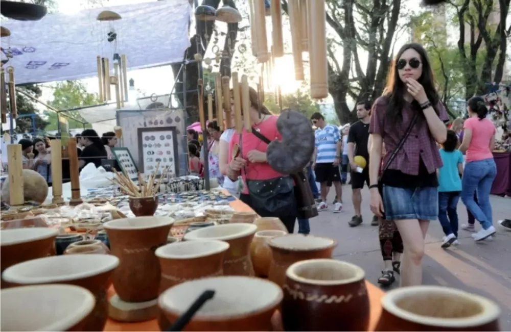 multimedia.normal.a0eac14fd2c11b06.323234342d686f792d66657269612d64652d656d7072656e6465646f7265732d5f6e6f726d616c2e77656270