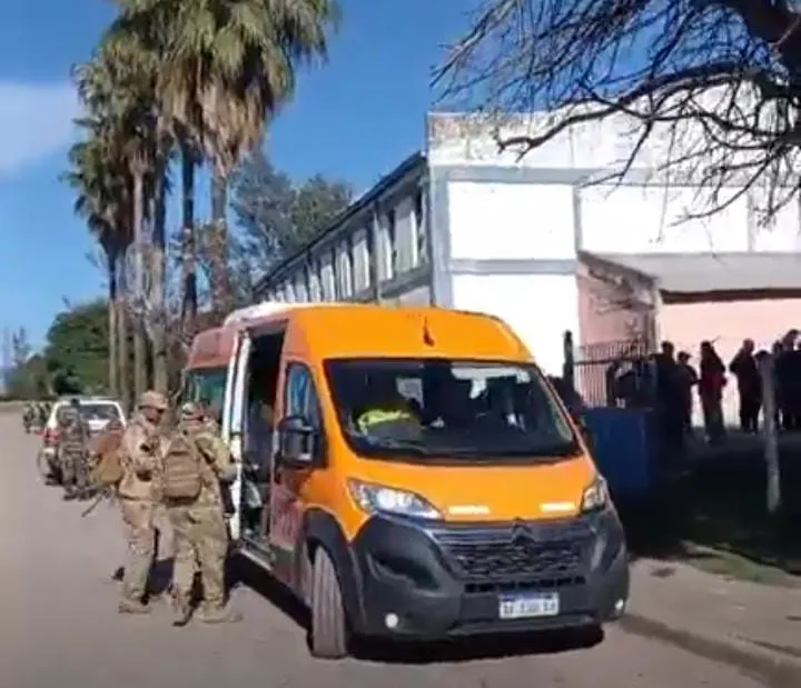 0b10ff04-7fef-4751-90aa-6fad74ef23d6