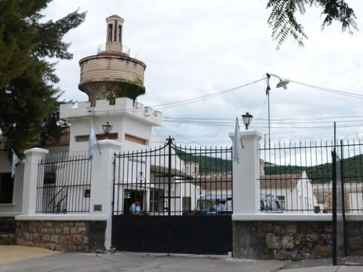 multimedia.normal.97206f6e74af7800.Y2FyY2VsIHZpbGxhIGxhcyByb3NhcyAyX25vcm1hbC53ZWJw