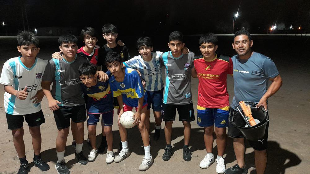 406241283_2248946815315895_3697528475554568538_n