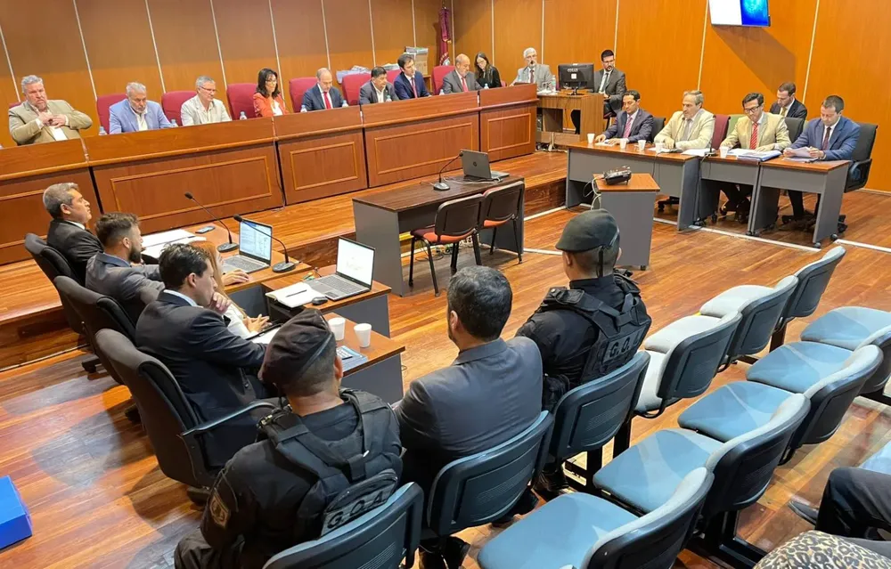 jury.parisi-1-1536x982