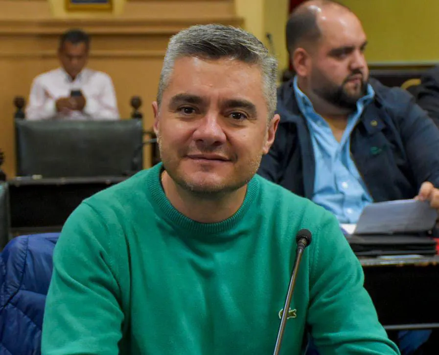 f0207fd1-8d85-4fb3-b416-10ed488b7cbe