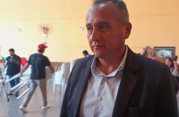 83bec306-96d0-4b2f-bb78-d83b2983d1f3