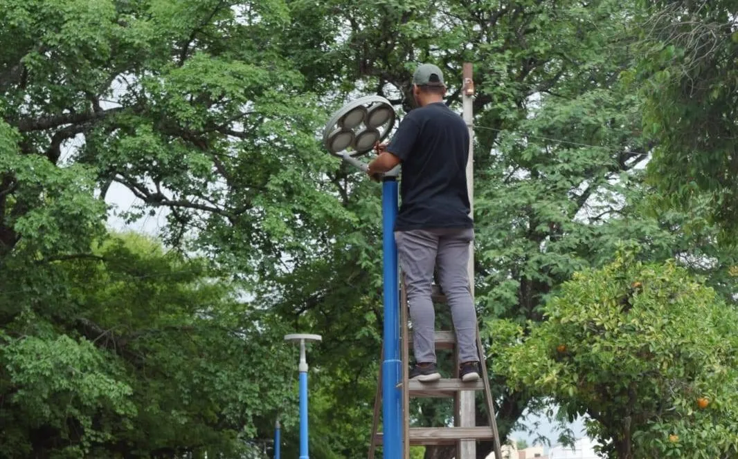 a25fc11c-68c2-42b4-a8ae-d994fcd34192