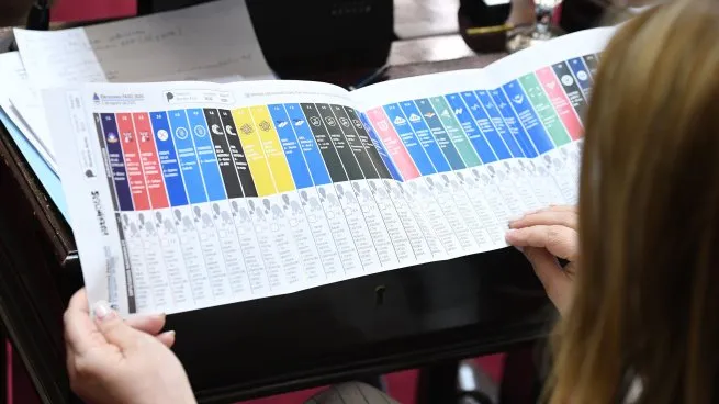 multimedia.normal.b67fb4f86a09b347.Ym9sZXRhLXVuaWNhLXNlc2lvbi1zZW5hZG9fbm9ybWFsLndlYnA=