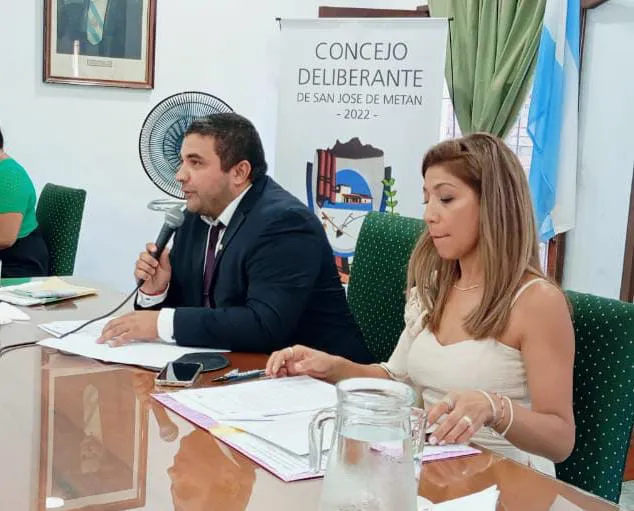 f7a97f3c-4104-44ce-816f-6211b1dfb6f9