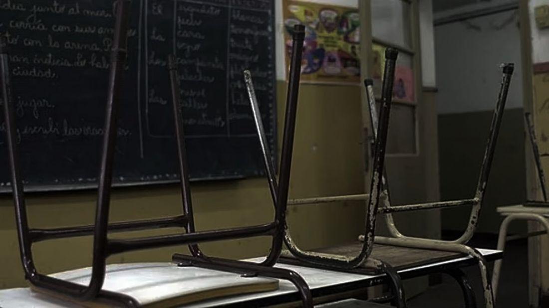 114573-gremios-docentes-llamaron-a-un-paro-el-lunes-que-inician-las-clases