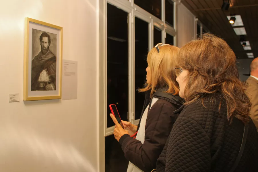 23639-inauguraron-la-muestra-sobre-guemes-en-casa-de-salta