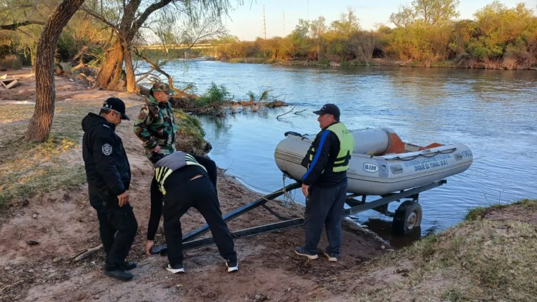 109852-infraccionan-a-pescadores-ilegales-en-el-rio-juramento