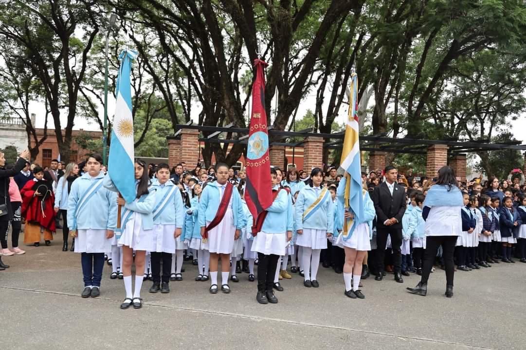 Alumnos de San José de Metán juraron Lealtad a la Bandera Argentina