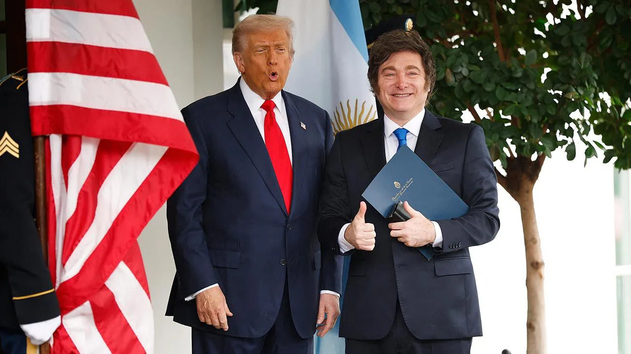 javier-milei-y-donald-trump-14102025-2118226