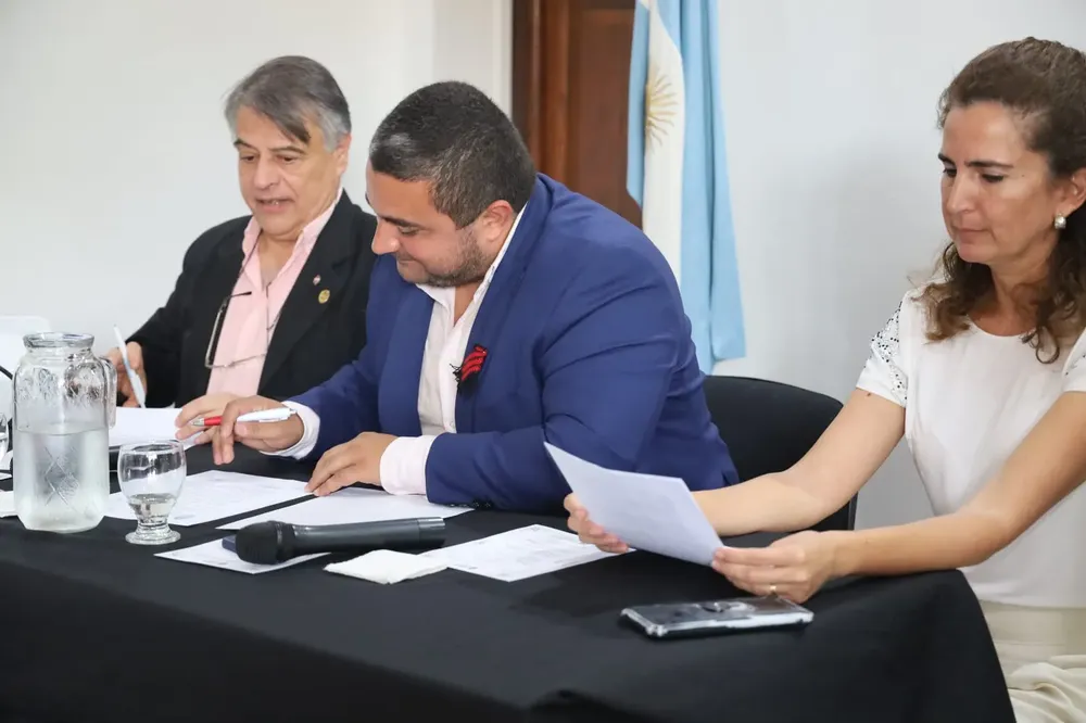 465178482_867913232194369_6989250908441413668_n