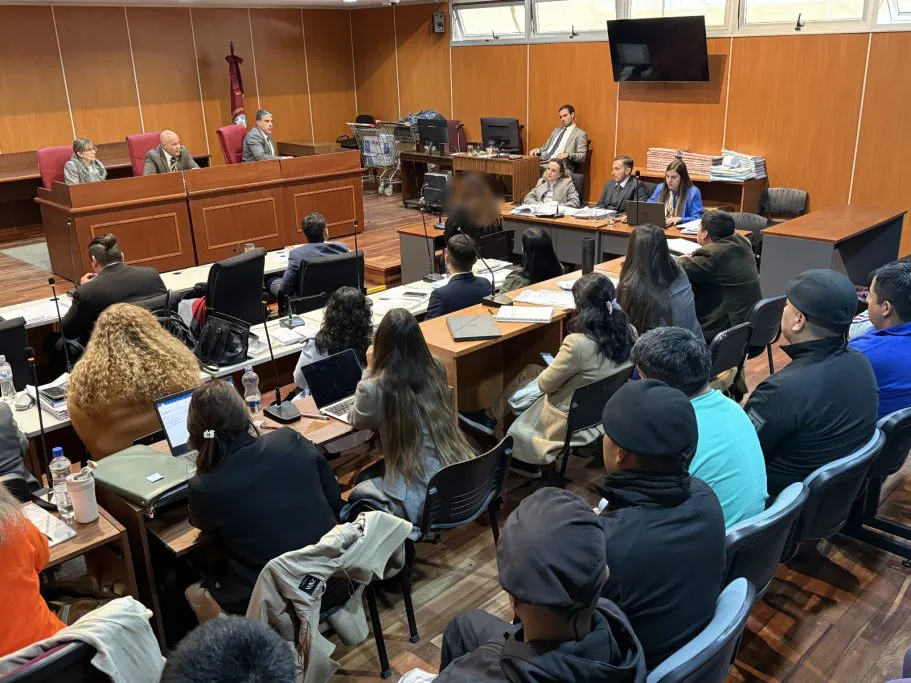 PenitenciariosDia14.02-911x683