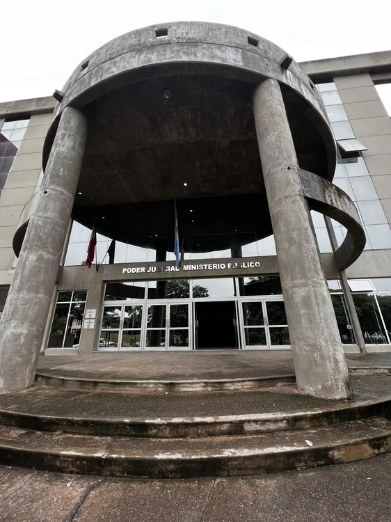 multimedia.grande.a891c05249fb37ae.ZnJlbnRlIHRyaWJ1bmFsZXMgbWV0YW4gc2FsdGFfZ3JhbmRlLmpwZw==