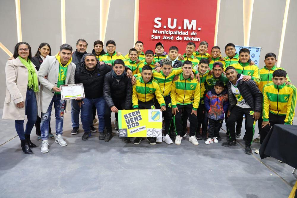 454698237_809943621324664_8986370116705651251_n