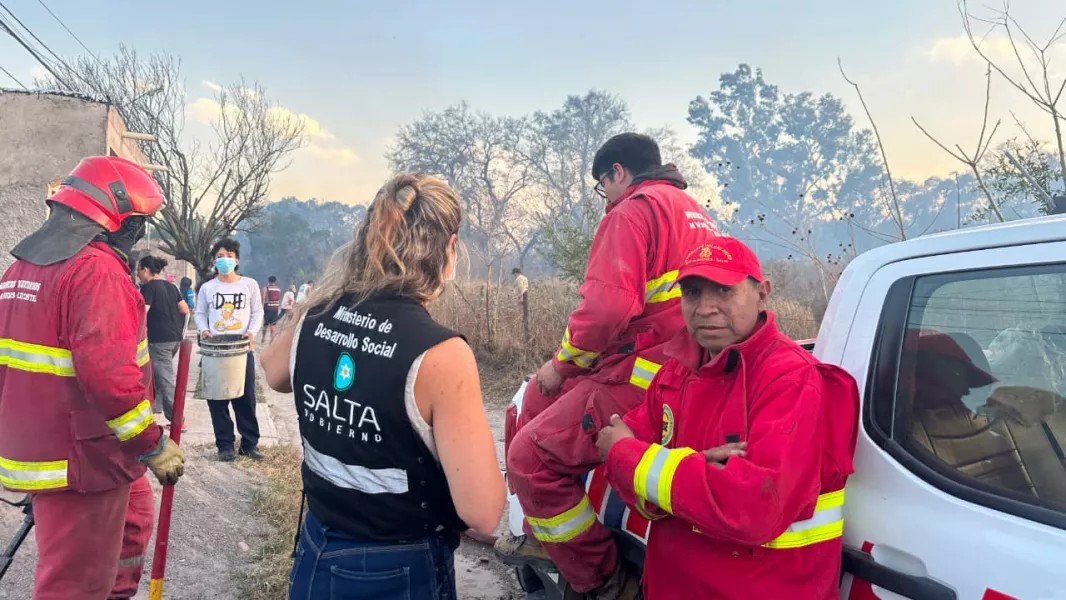 24109-el-gobierno-de-la-provincia-continua-con-el-amplio-operativo-por-incendios-de-pastizales