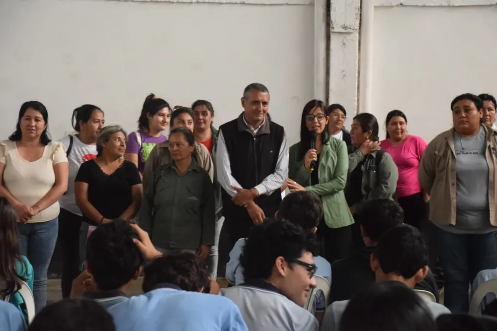 467704385_895007086067487_7054280898094173396_n