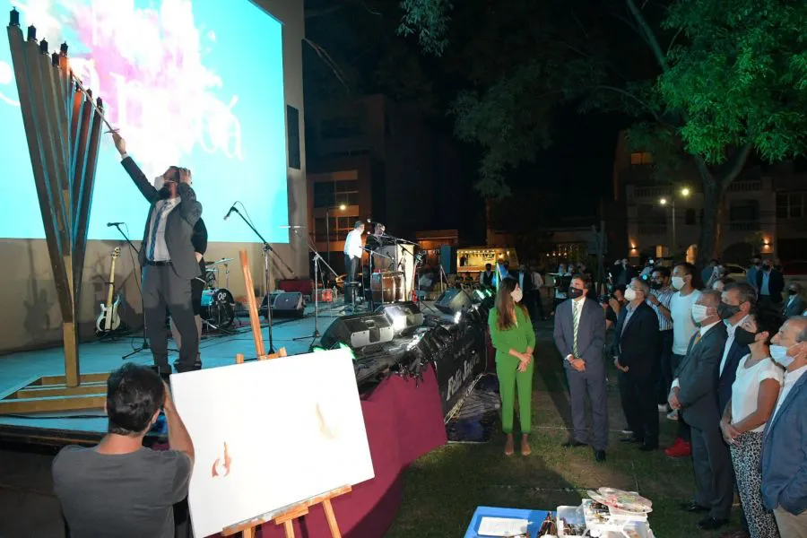 73752-el-gobierno-acompanio-la-celebracion-de-januca-en-salta