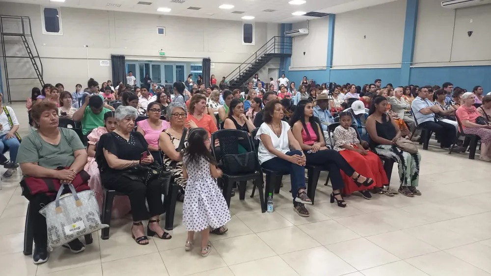 463885035_877515707818033_1766448465882369702_n