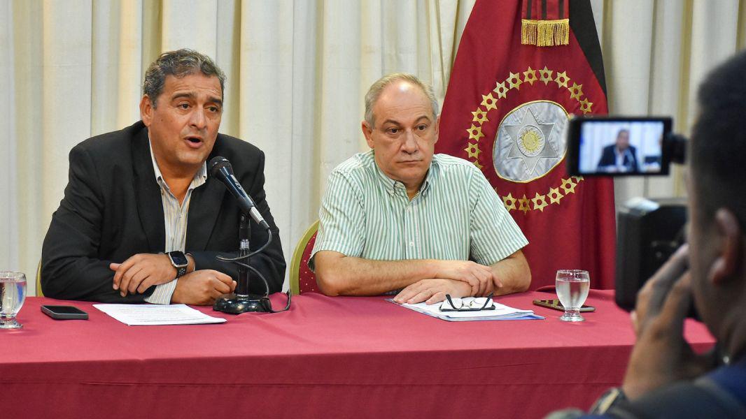 mangione en conferencia