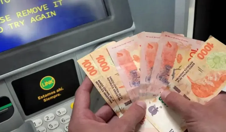cajero-automatico-plata