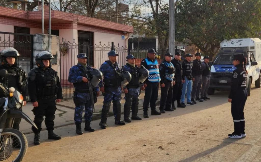 f905f42e-bd59-4622-8898-5087aa7c3b2f