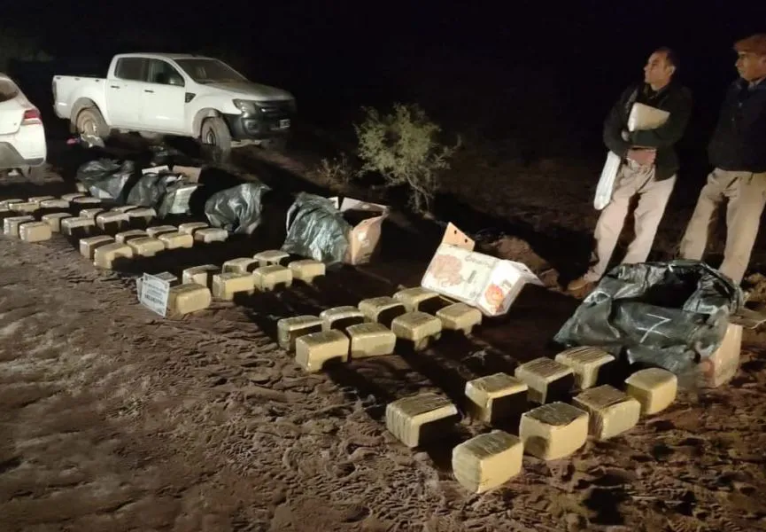 90826-exitoso-operativo-contra-el-narcotrafico